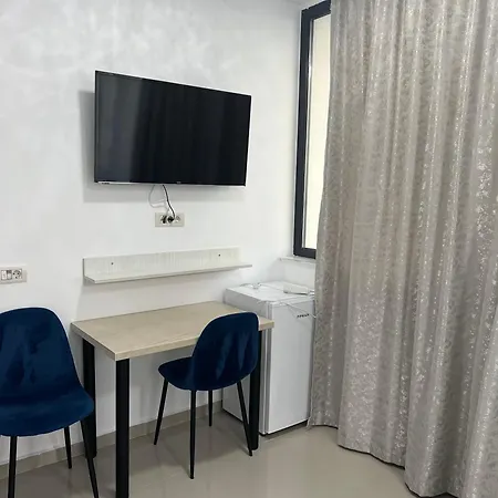Apartman Aris *